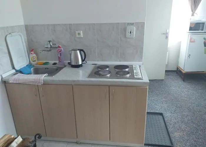 Na Vysluni アパート Strašín