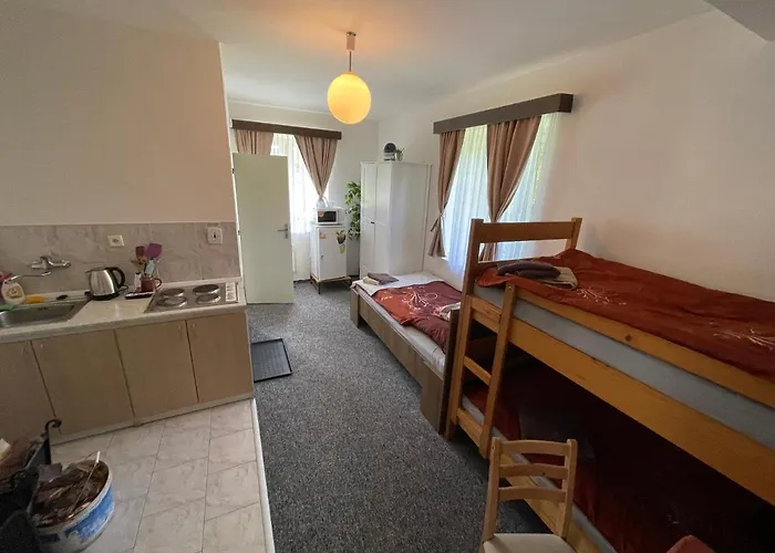 Na Vysluni Apartment *