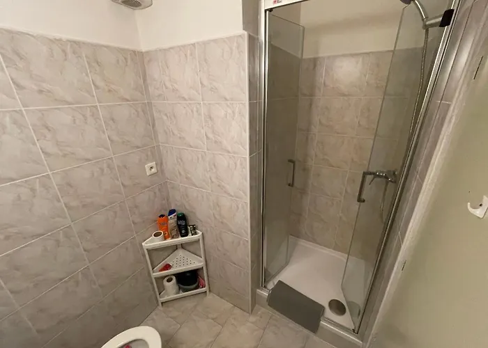 Na Vysluni Apartment Strasin